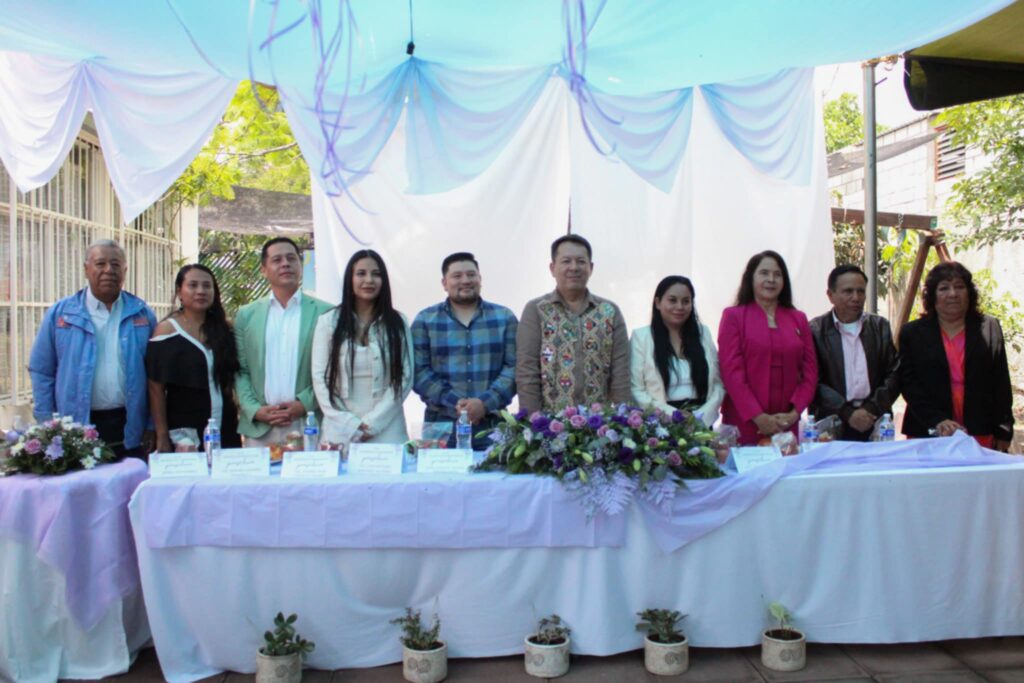 JANTETELCO: ANGEL DOMINGUEZ SÁNCHEZ CELEBRA ESFUEROZ Y PERSEVERANCIA DE JOVENES EGRESADOS