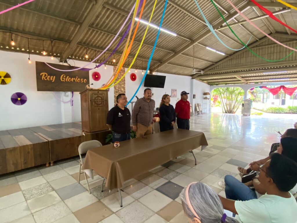 Capacitan a iglesias de Cuautla en primeros auxilios para responder ante emergencias